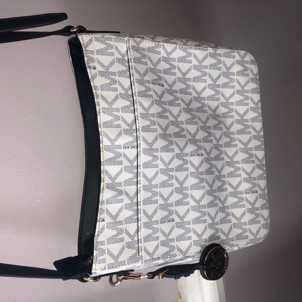 Michael Kors Sidebag